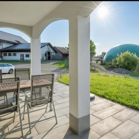 Broger Obstbaeumle Mit Pool