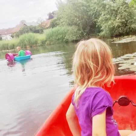 Broger Obstbaeumle Mit Pool * 诺伊基希